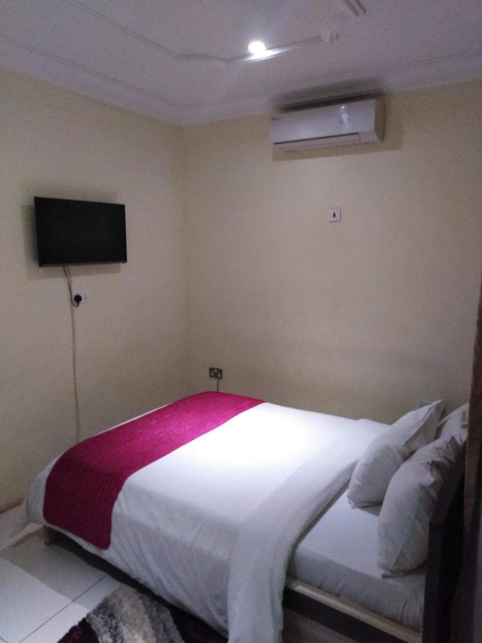 Jobyco Hotel Santeo Buitenkant foto
