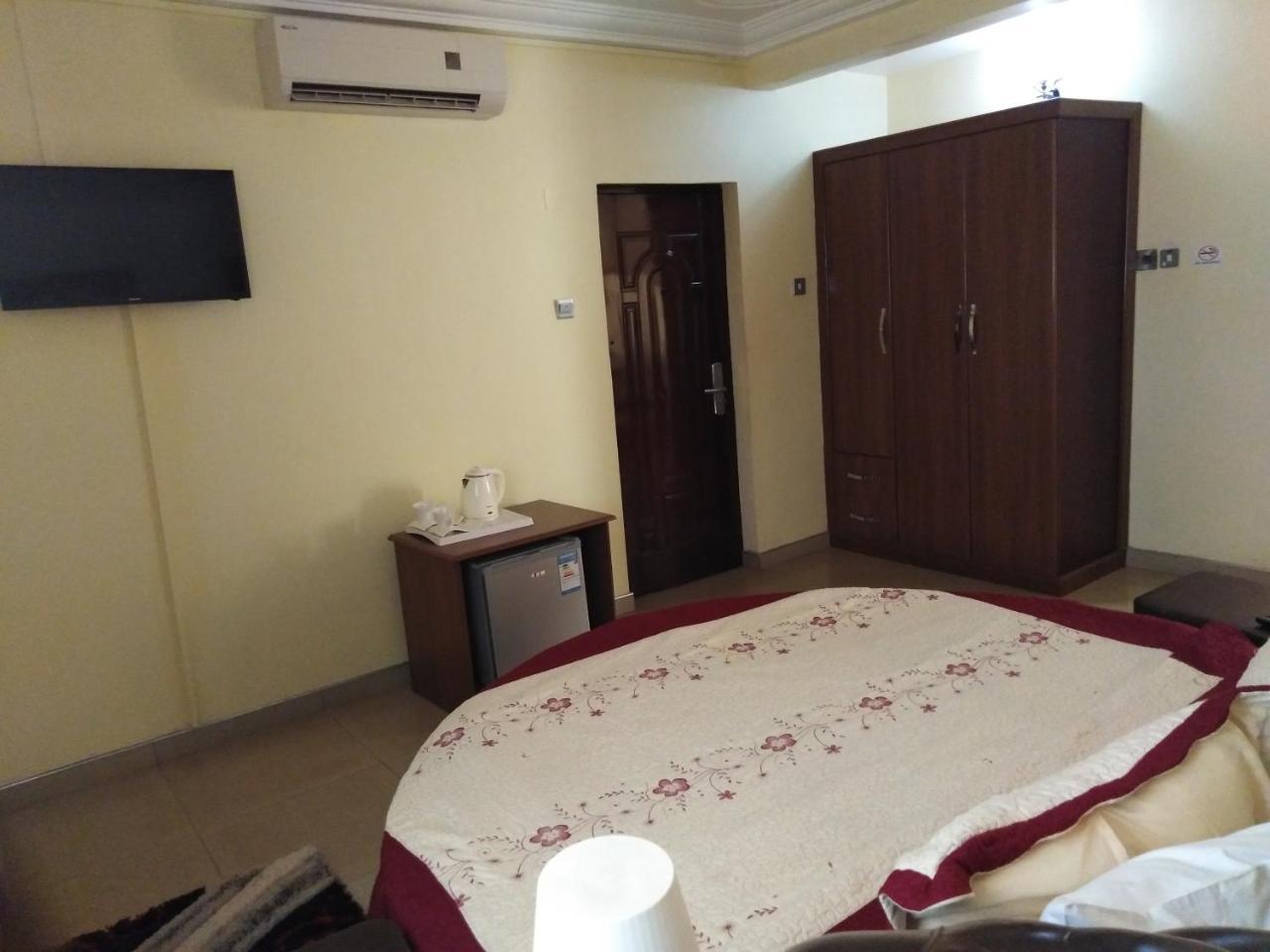 Jobyco Hotel Santeo Buitenkant foto